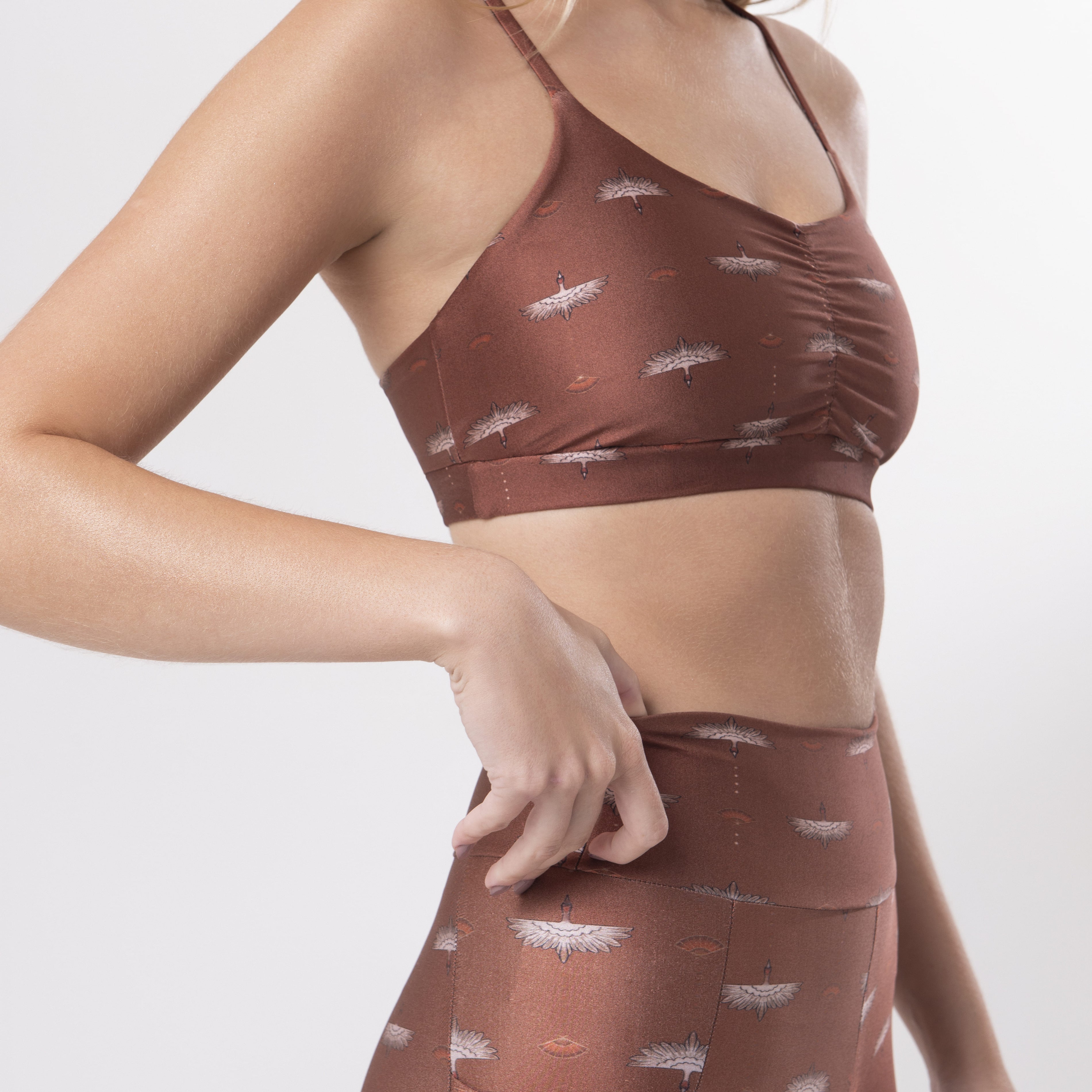 Short Estampa Tsuru Bee Gracie moda fitness feminina