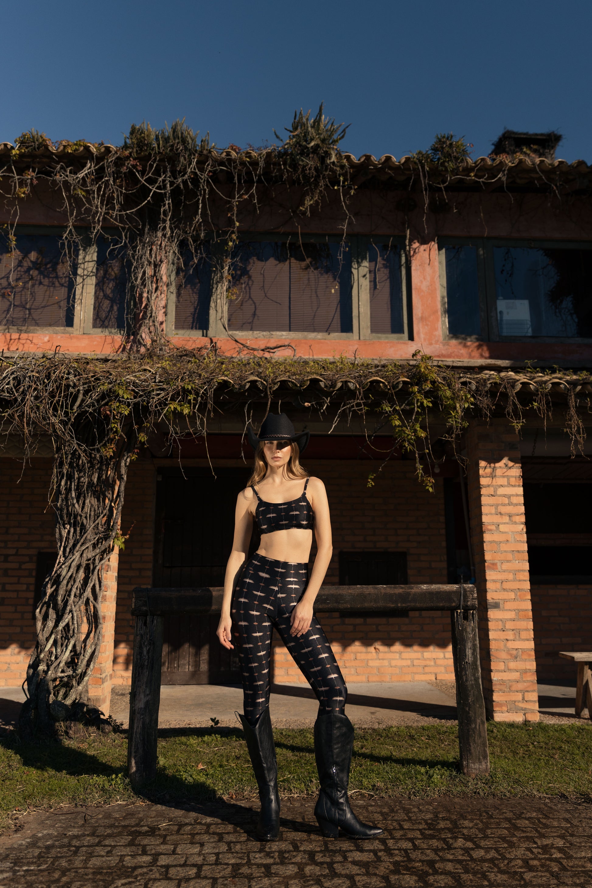 Legging Estampa Tsuru Noir  modelo High Waist