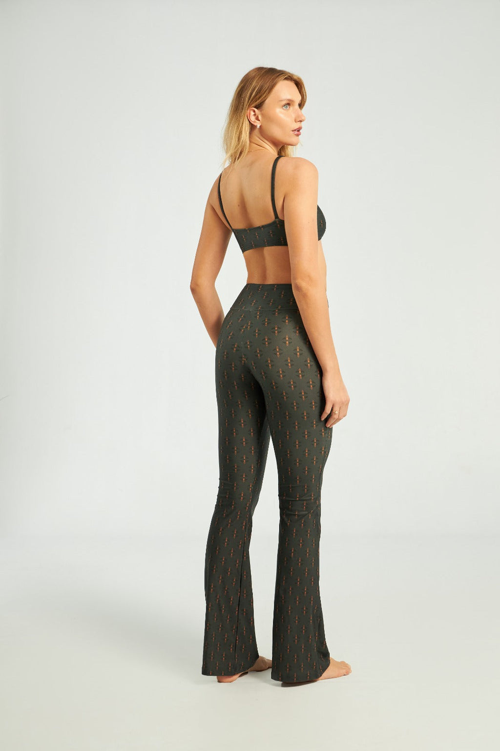 Calça Flare Teddy Bear Verde