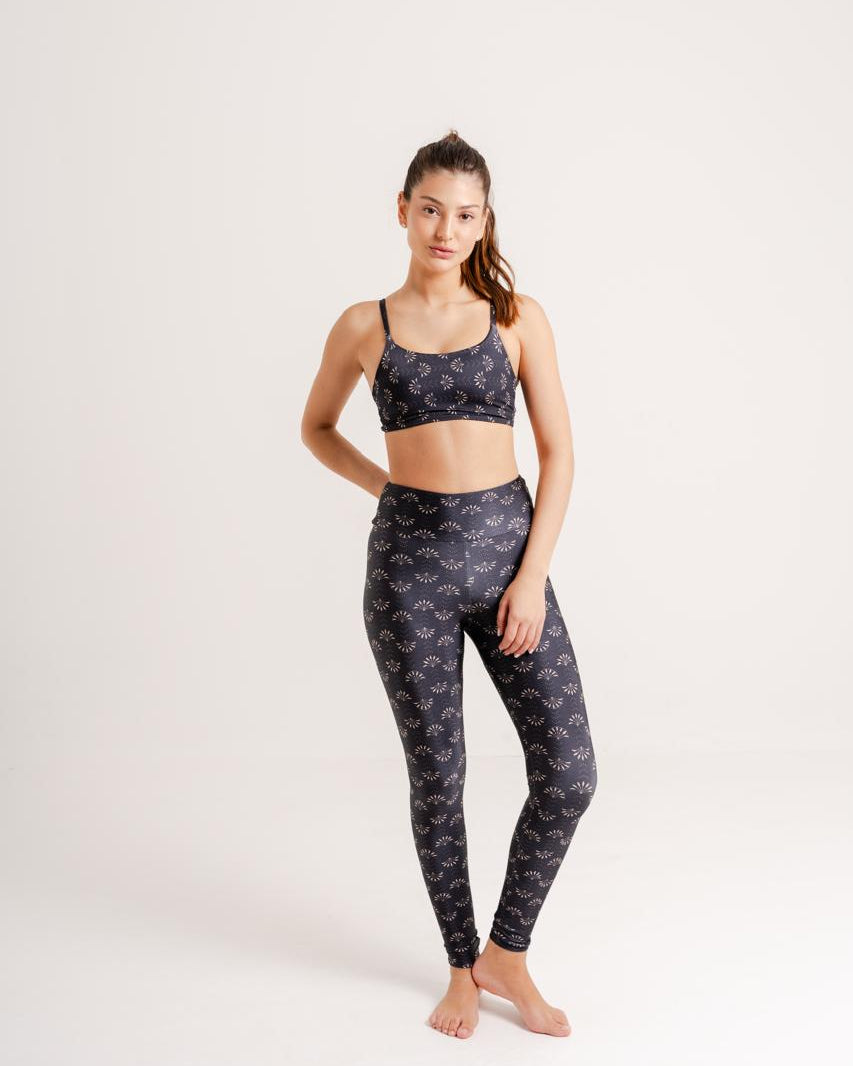 Legging Estampa Dahlia modelo High Waist by BEE GRACIE - CALÇAS Bee Gracie moda fitness feminina
