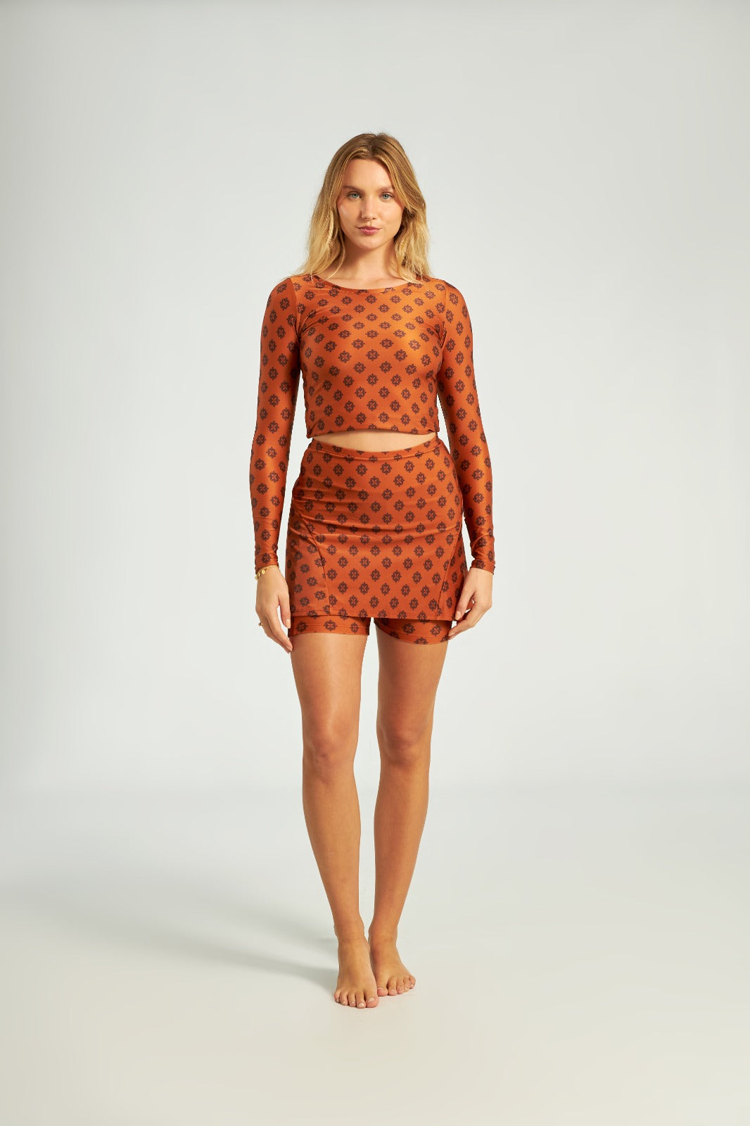 Saia Tenis Beehive