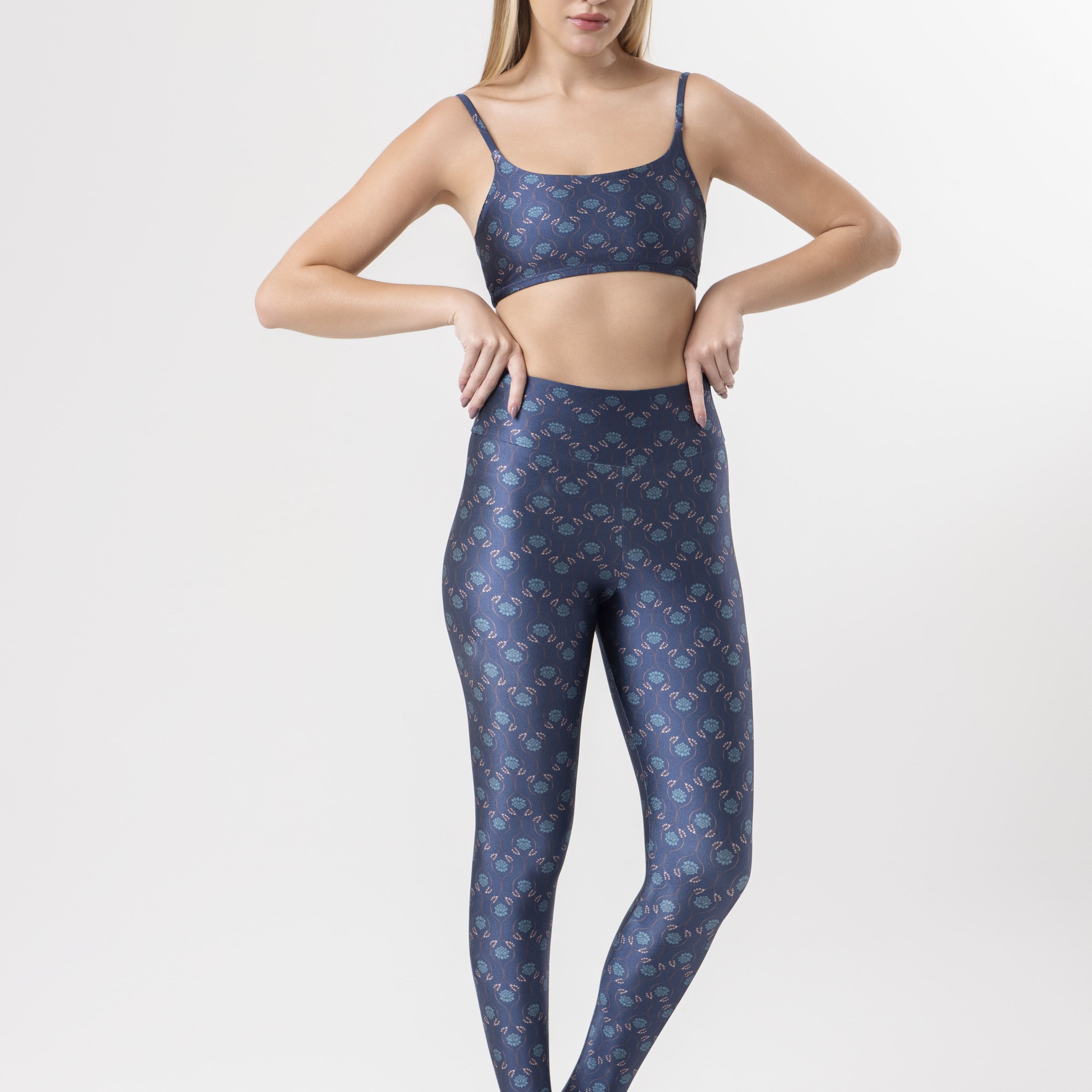 Legging Estampa Blue Lotus modelo High Waist Bee Gracie moda fitness feminina