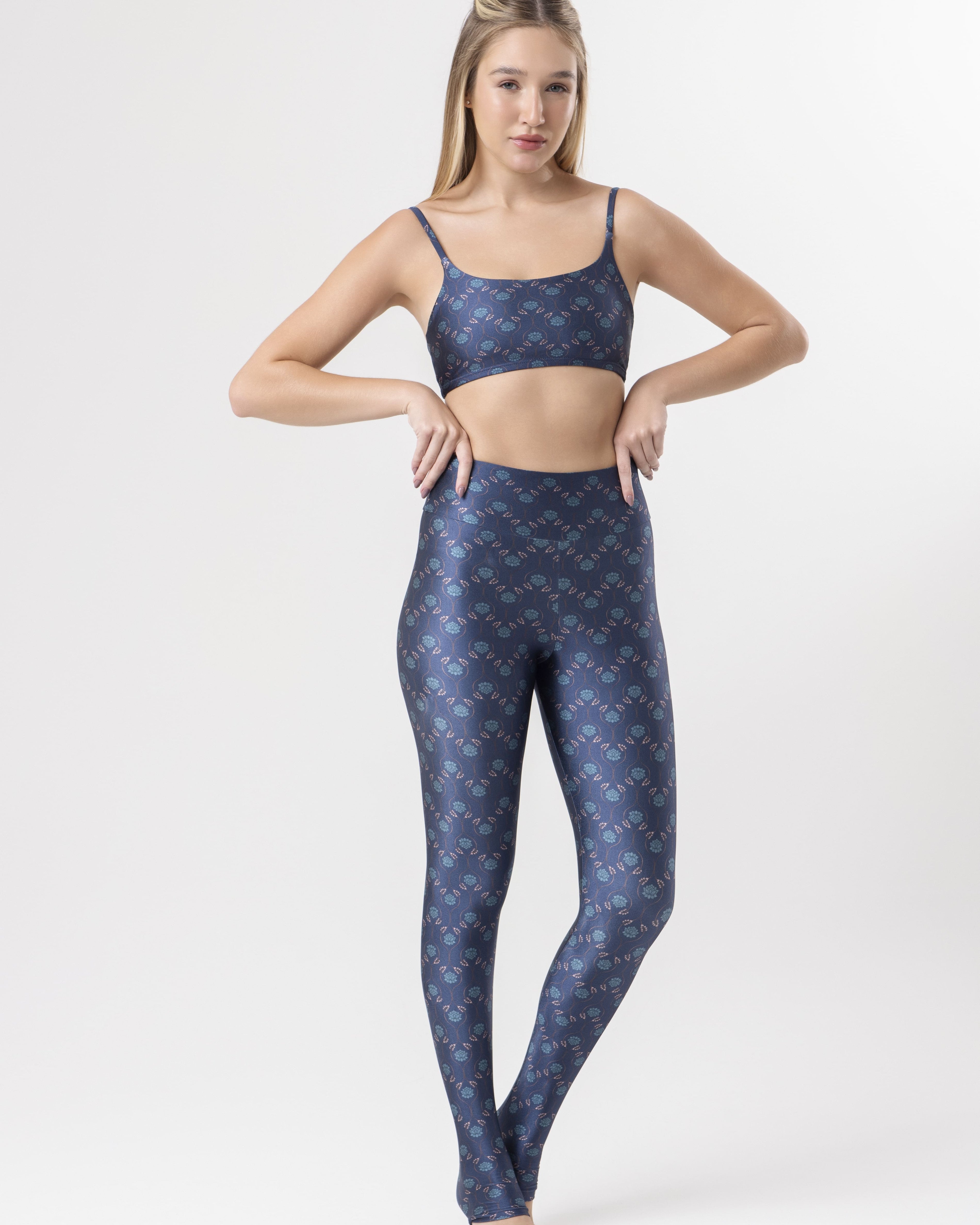 Legging Estampa Blue Lotus modelo High Waist Bee Gracie moda fitness feminina