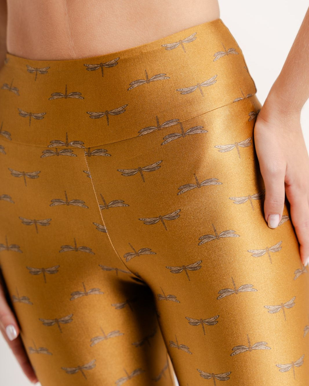 Legging Estampa Dragonfly modelo High Waist by BEE GRACIE - CALÇAS Bee Gracie moda fitness feminina