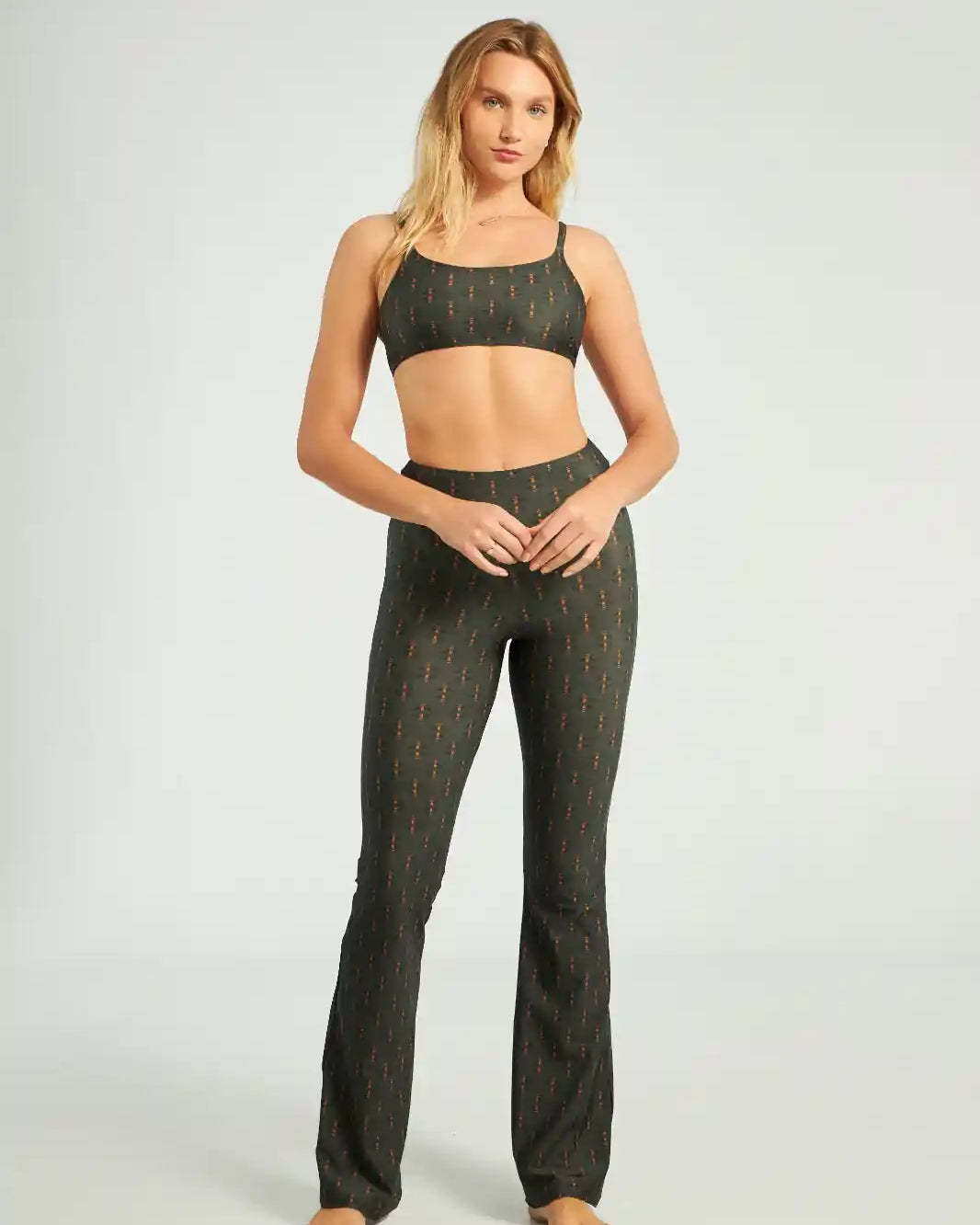 Flare Teddy Bear Verde by BEE GRACIE - CALÇAS Bee Gracie moda fitness feminina