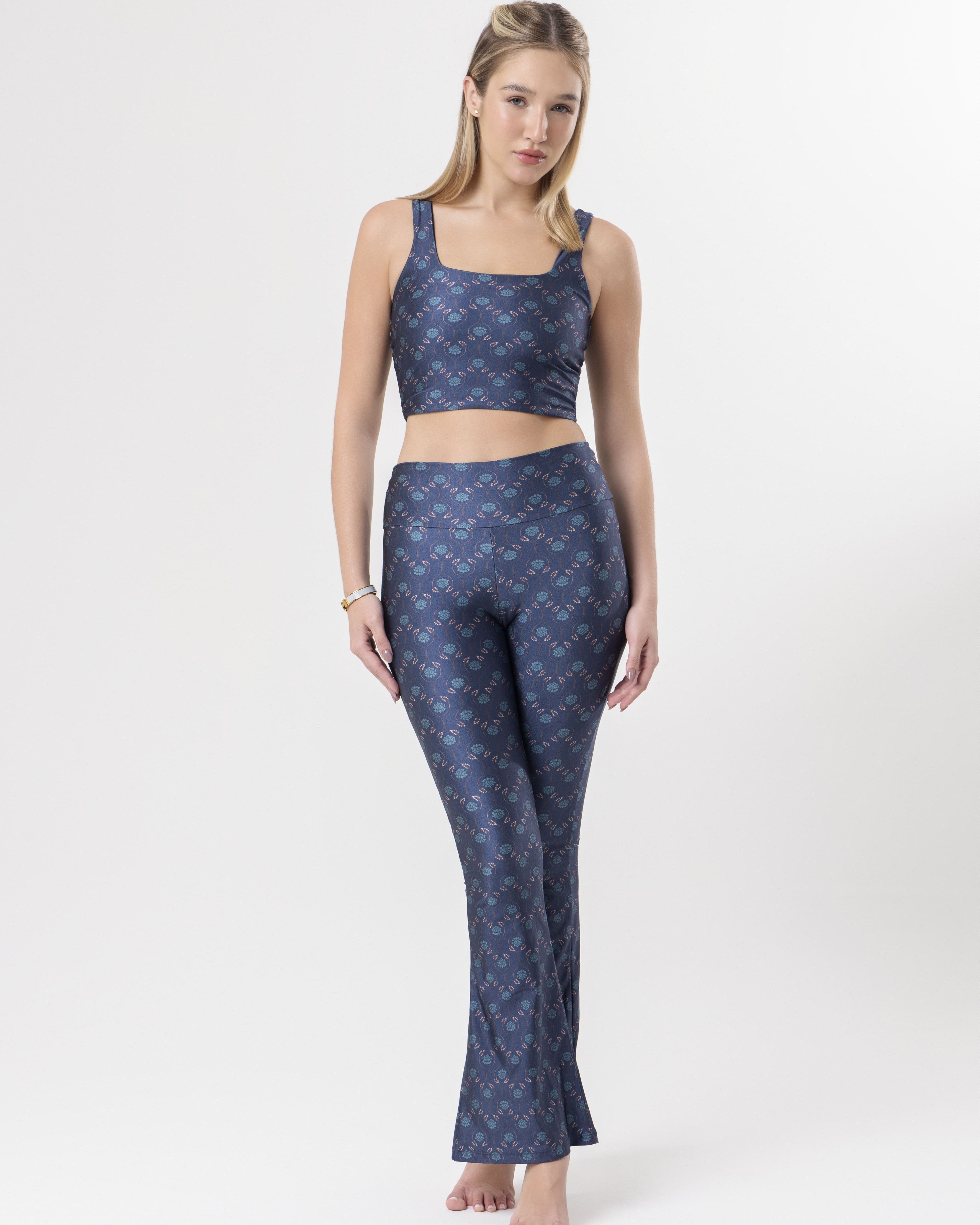 Flare Estampa Blue Lotus Bee Gracie moda fitness feminina