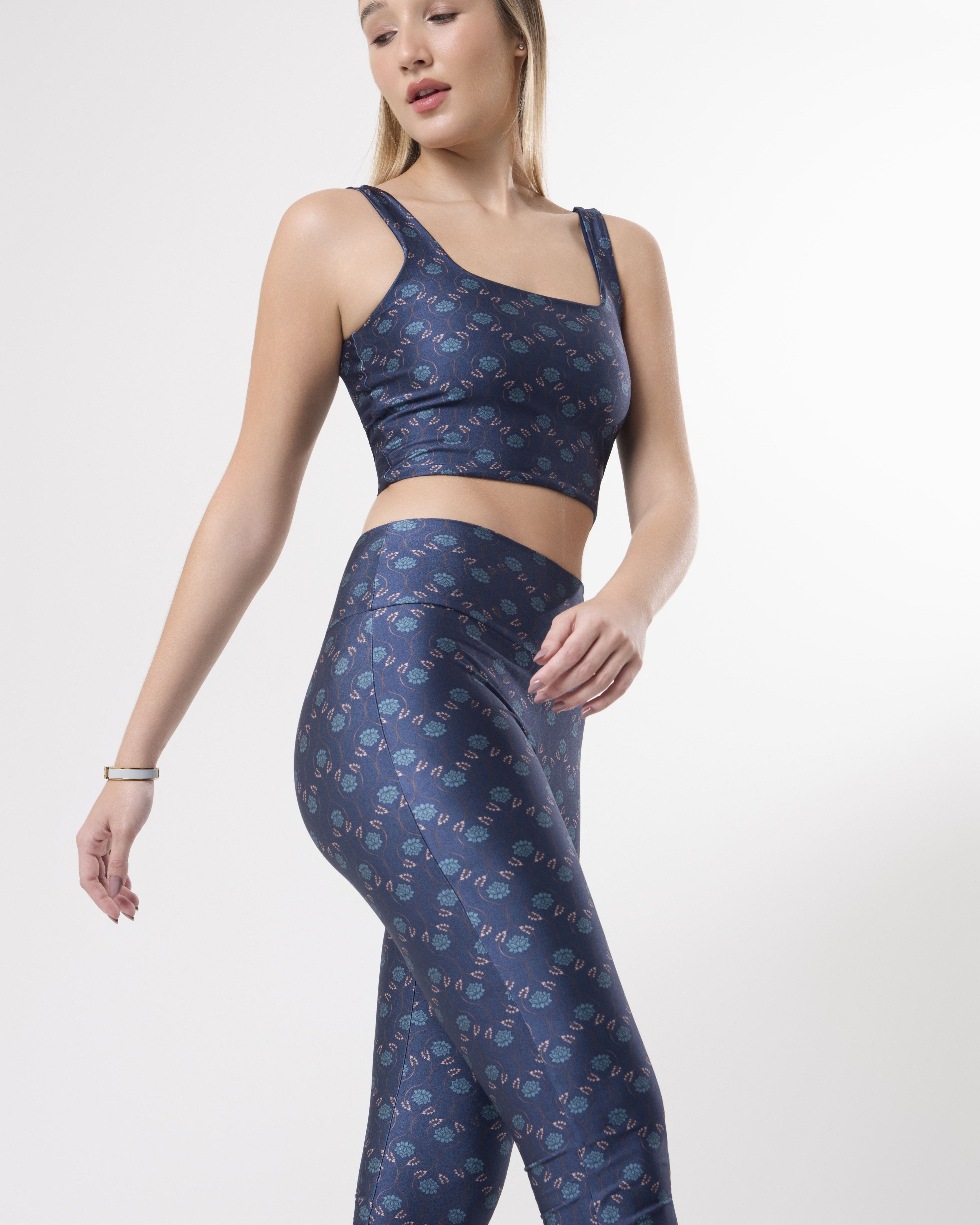 Top Cropped Estampa Blue Lotus Bee Gracie moda fitness feminina