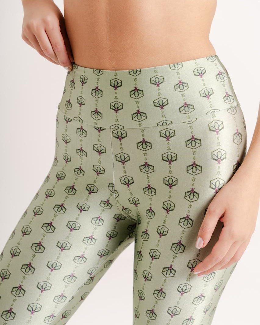 Legging Estampa Wildflower modelo Skin by BEE GRACIE - CALÇAS Bee Gracie moda fitness feminina